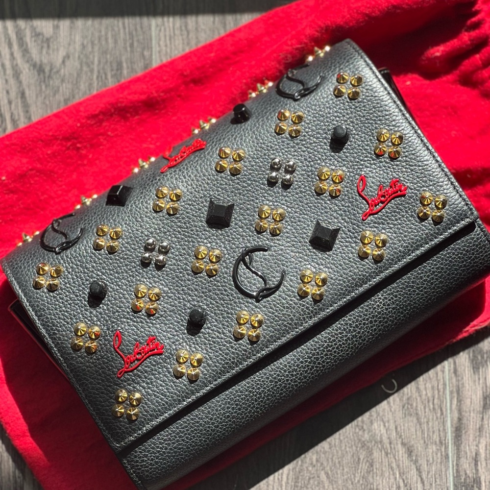 CHRISTIAN LOUBOUTIN
Paloma Fold-Over Embellished Clutch Bag